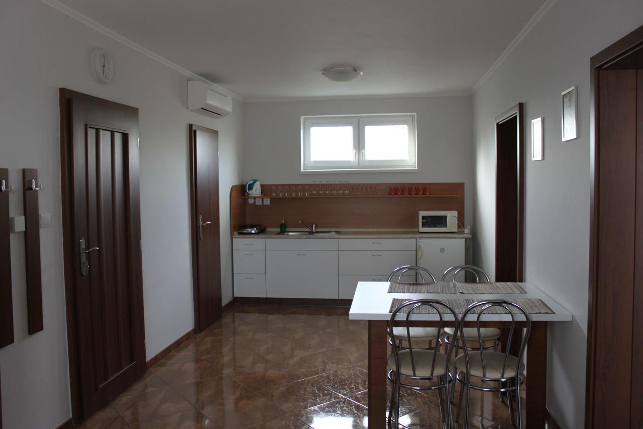 Privat Arcadia Apartment Podhajska Luaran gambar