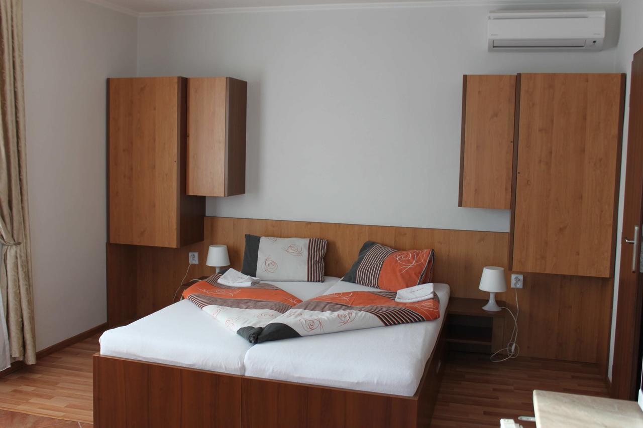 Privat Arcadia Apartment Podhajska Luaran gambar