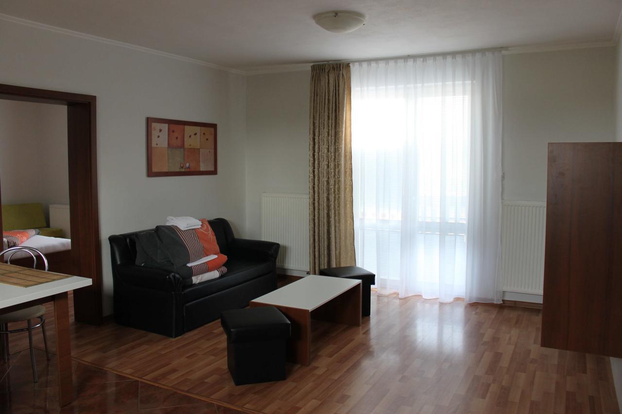 Privat Arcadia Apartment Podhajska Luaran gambar